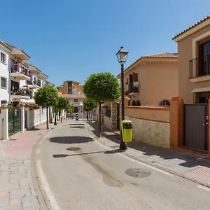 En Casa Vacacional Homestay Fuengirola